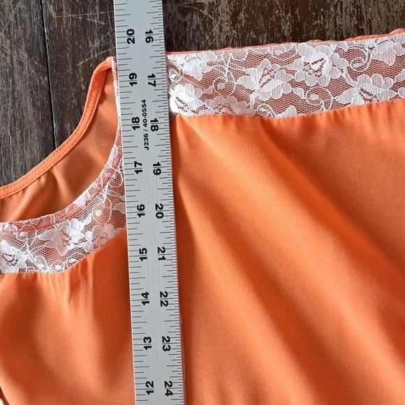 Romeo & Juliet Coutour Blouse Orange with Ivory Lace Details Size Medium - Picture 11 of 12